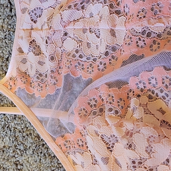 Pink Lace Bralette - Picture 2 of 4